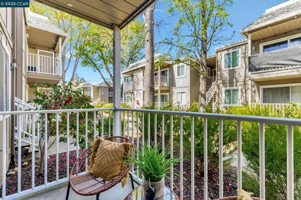 Walnut Creek, CA 94597,1568 Sunnyvale Ave #17