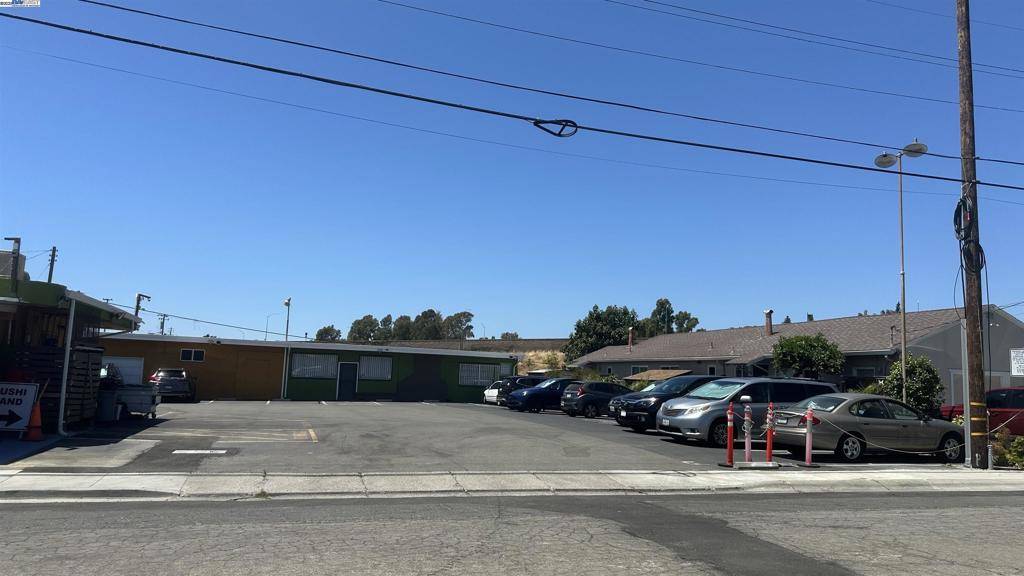 Hayward, CA 94541,19740 Mission Blvd