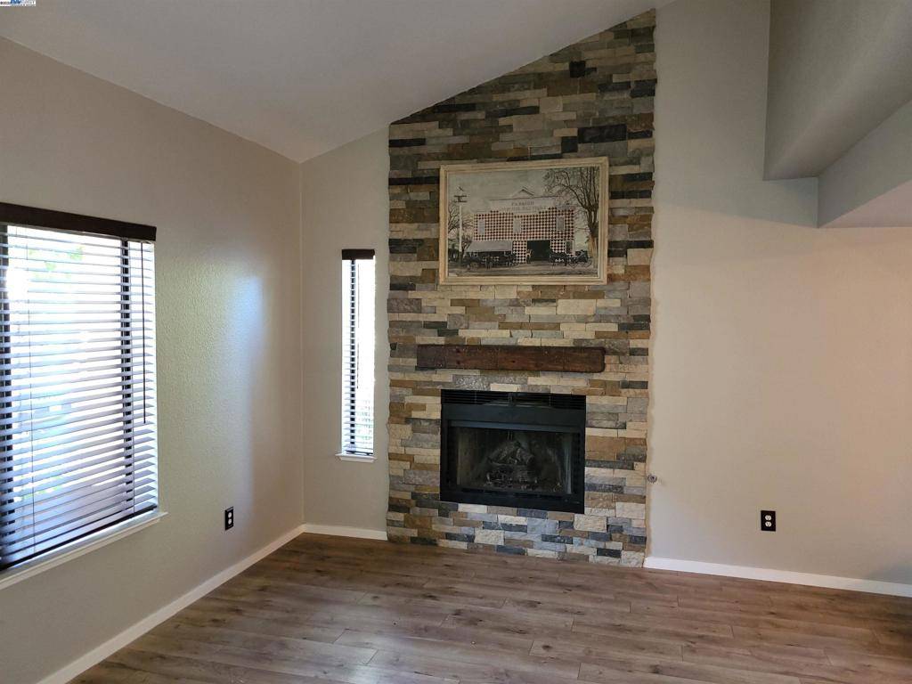 Pleasanton, CA 94566-6813,665 Palomino Dr #D