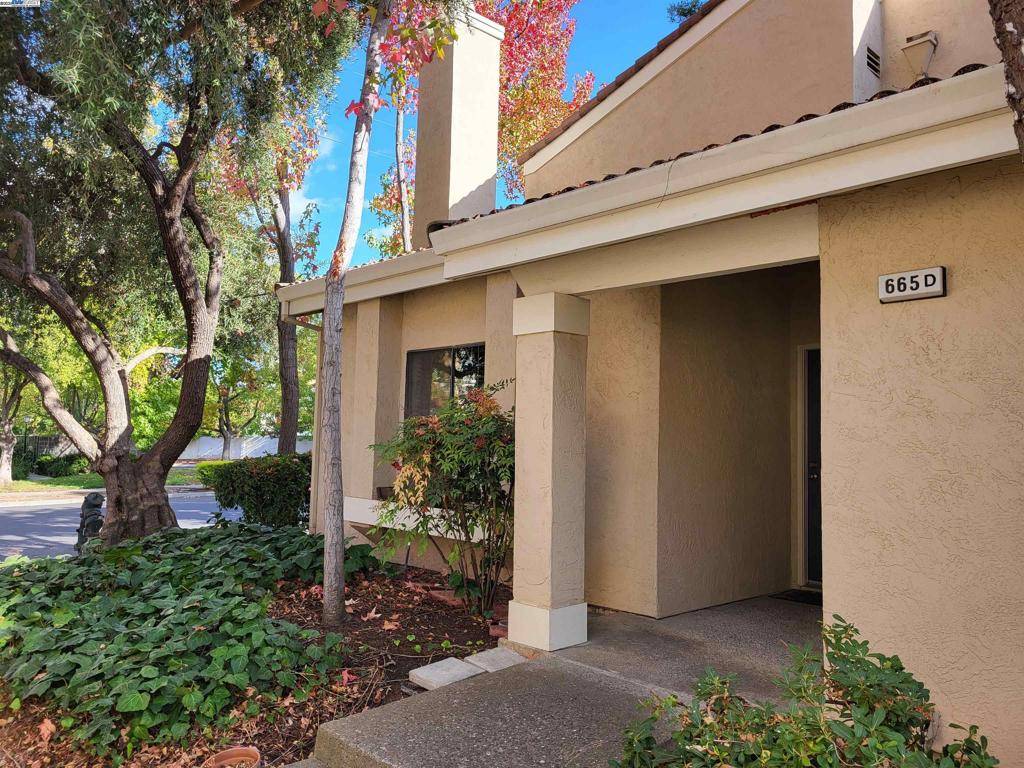 Pleasanton, CA 94566-6813,665 Palomino Dr #D