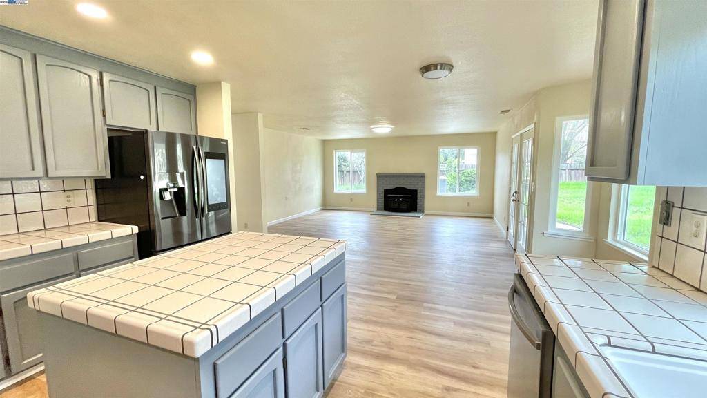 Stockton, CA 95209-5019,3843 Gregory Way