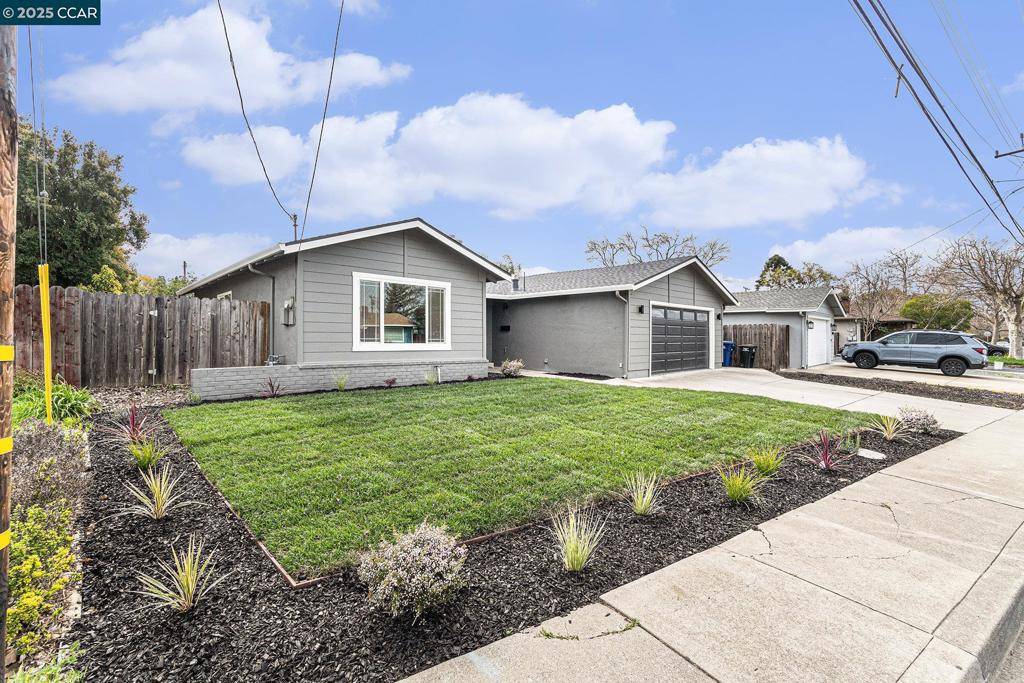 Concord, CA 94519,3884 Village Rd