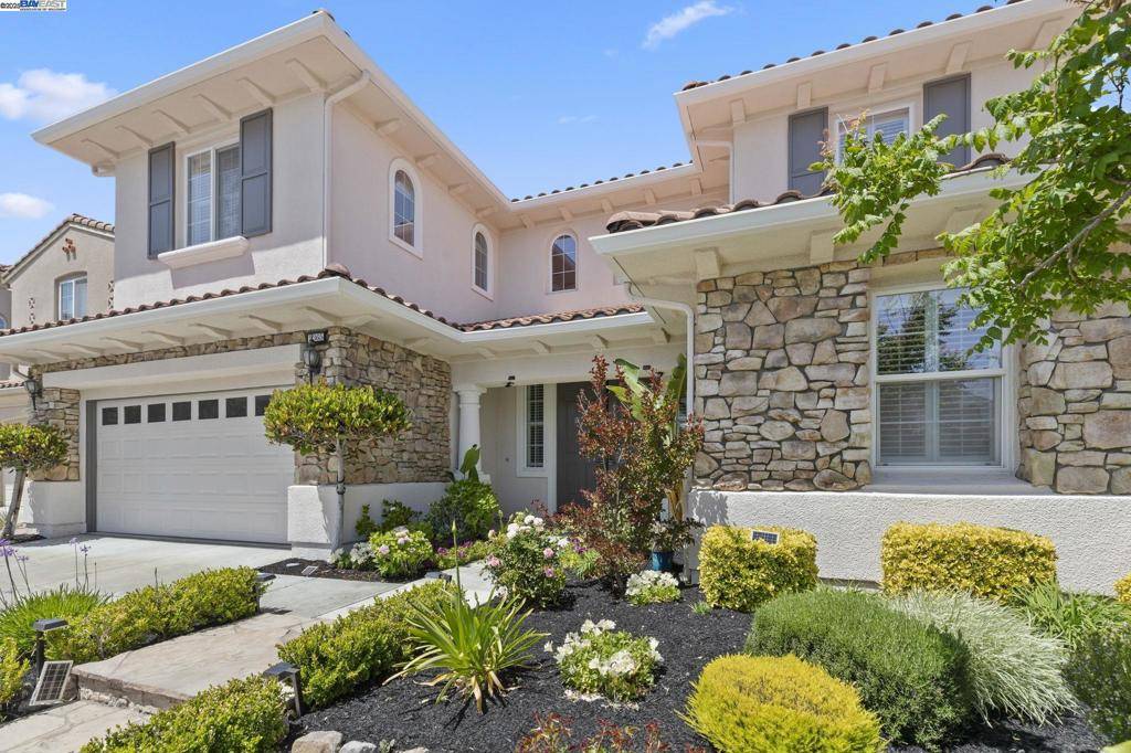 Dublin, CA 94568,5365 Hazeltine Ln