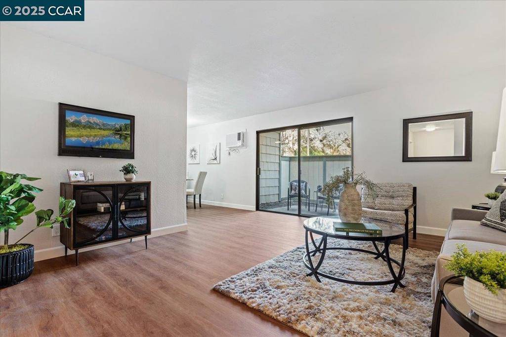 Concord, CA 94518,2890 Treat Blvd #19