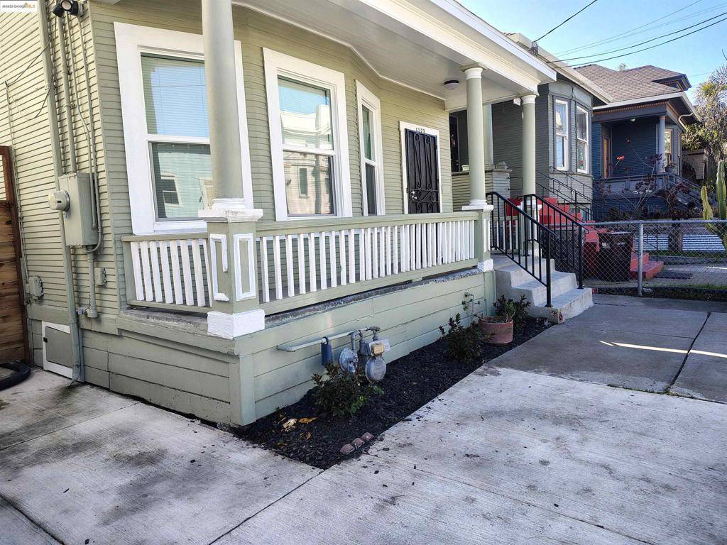 Oakland, CA 94608,1123 34Th St