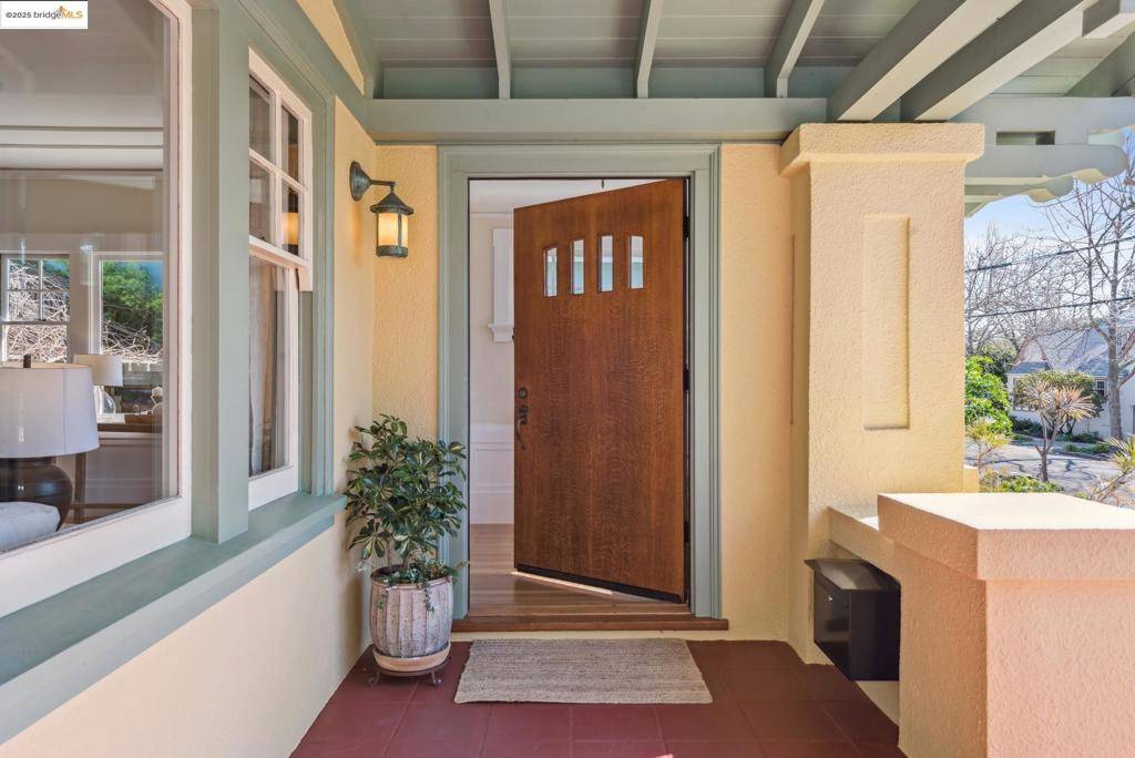 Berkeley, CA 94707,943 Fresno Ave