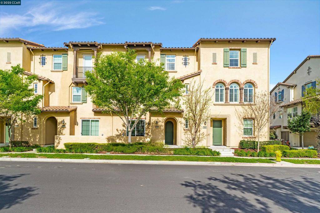 San Ramon, CA 94582,5041 Barrenstar Way