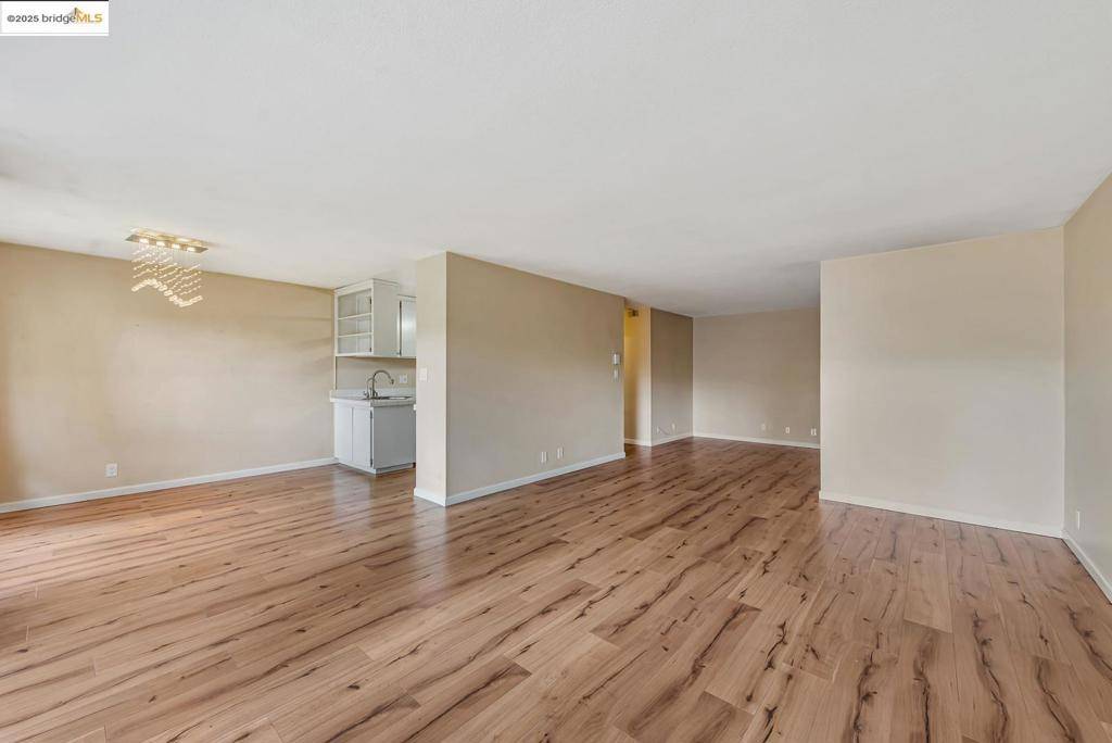 Santa Clara, CA 95051,121 Buckingham DR #UNIT 25