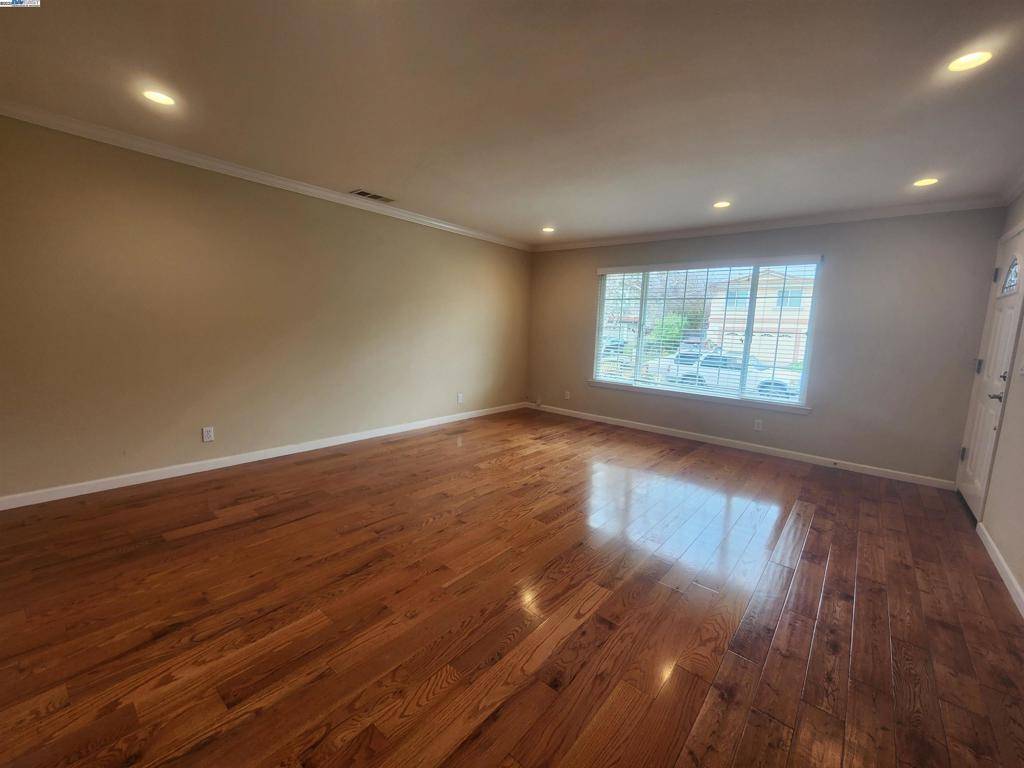 Dublin, CA 94568-2504,7048 Allegheny Dr