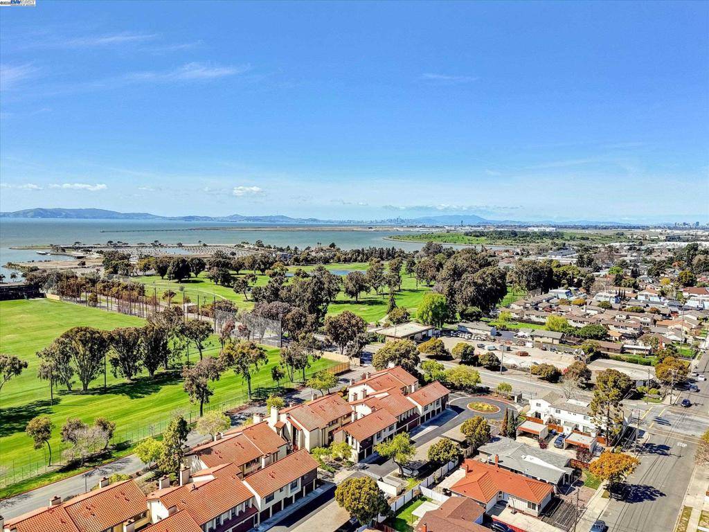 San Leandro, CA 94577,13855 Seagate Dr