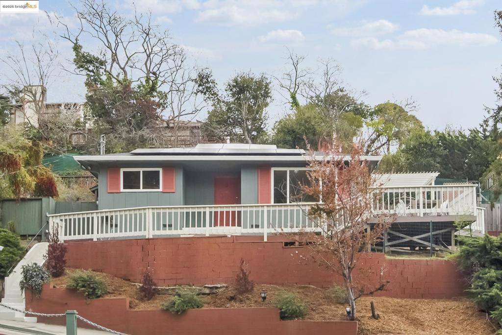 Castro Valley, CA 94546,18176 Walnut Rd.