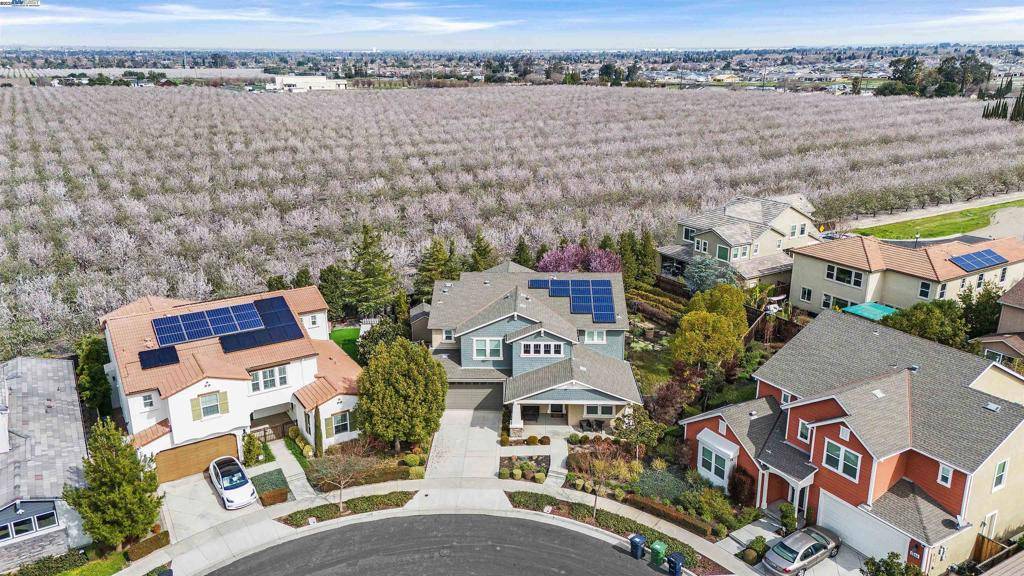 Tracy, CA 95377-8390,3838 Santa Fe Lane