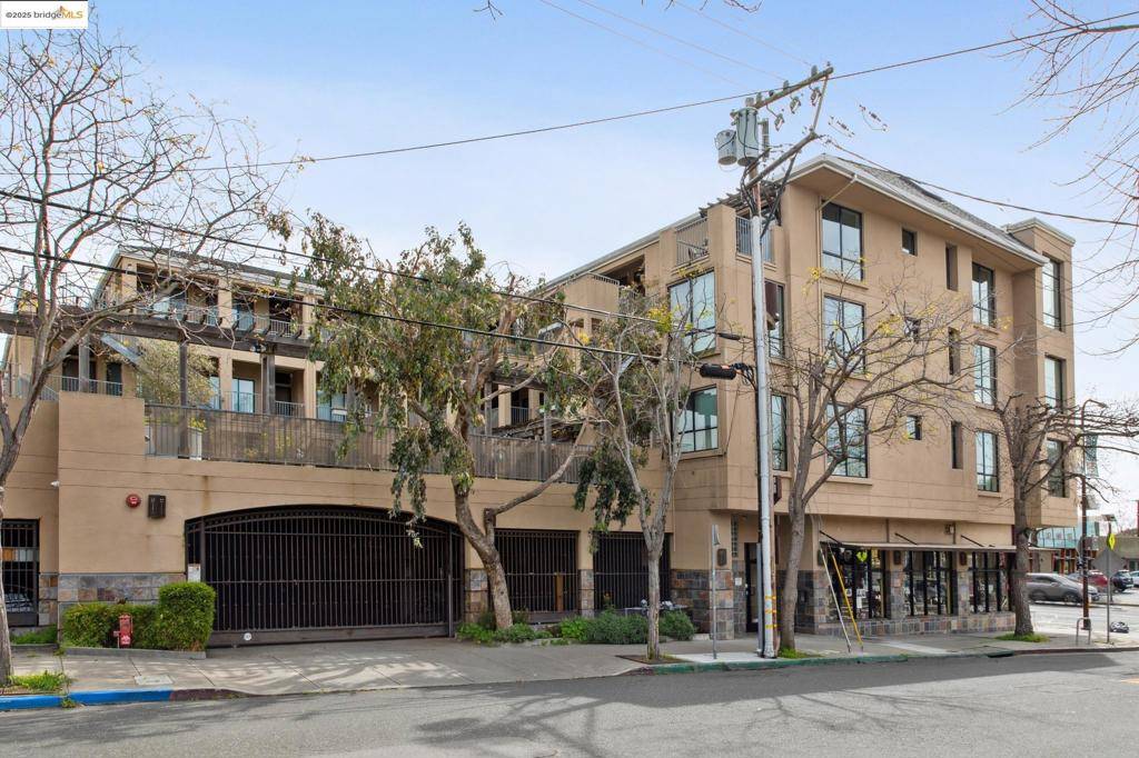 Berkeley, CA 94703,1801 University Ave #401