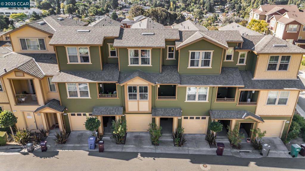 Oakland, CA 94605,6071 OLD QUARRY LOOP