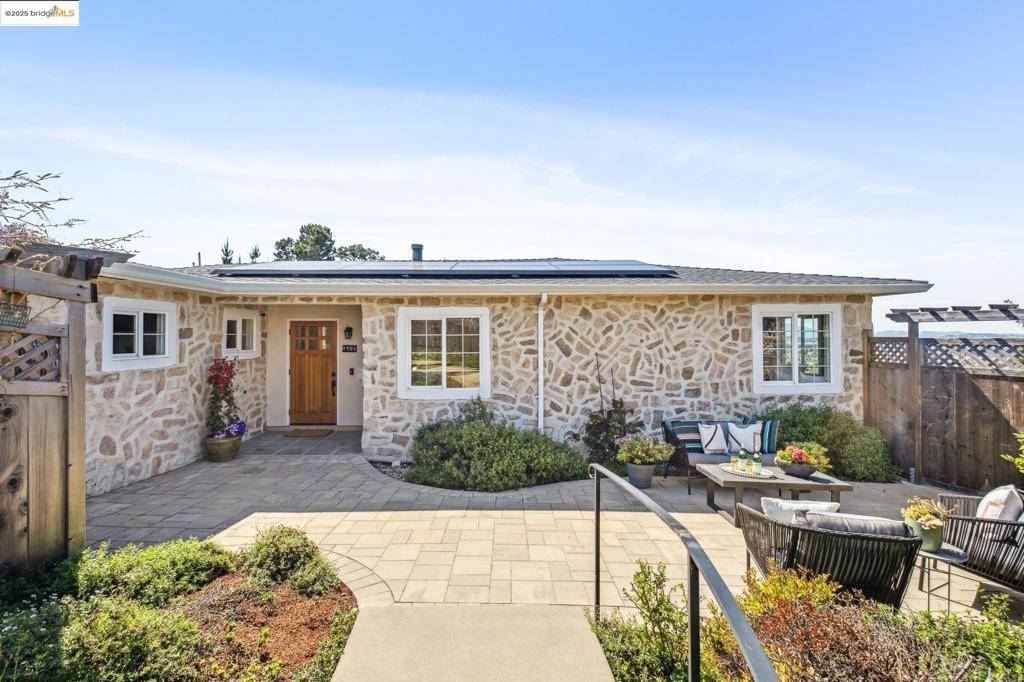 El Cerrito, CA 94530,7701 Ricardo Ct