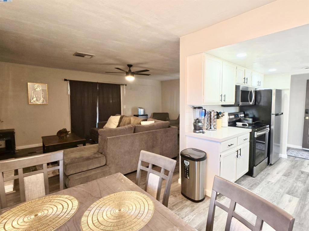 Modesto, CA 95350,1213 Huntington Dr