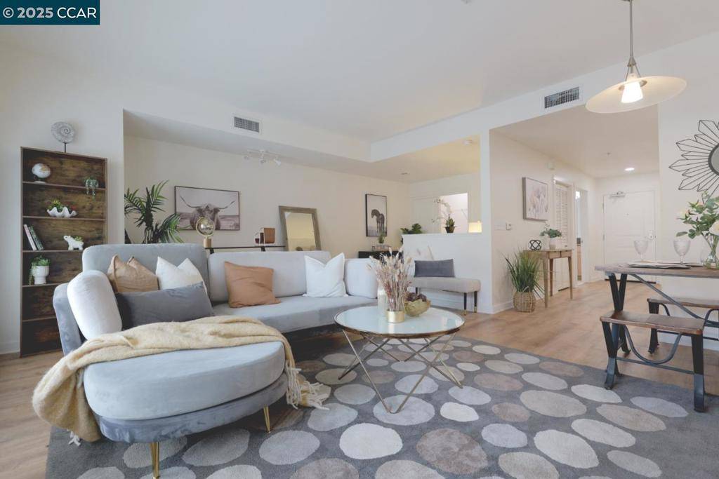 San Jose, CA 95112,125 Patterson St #121