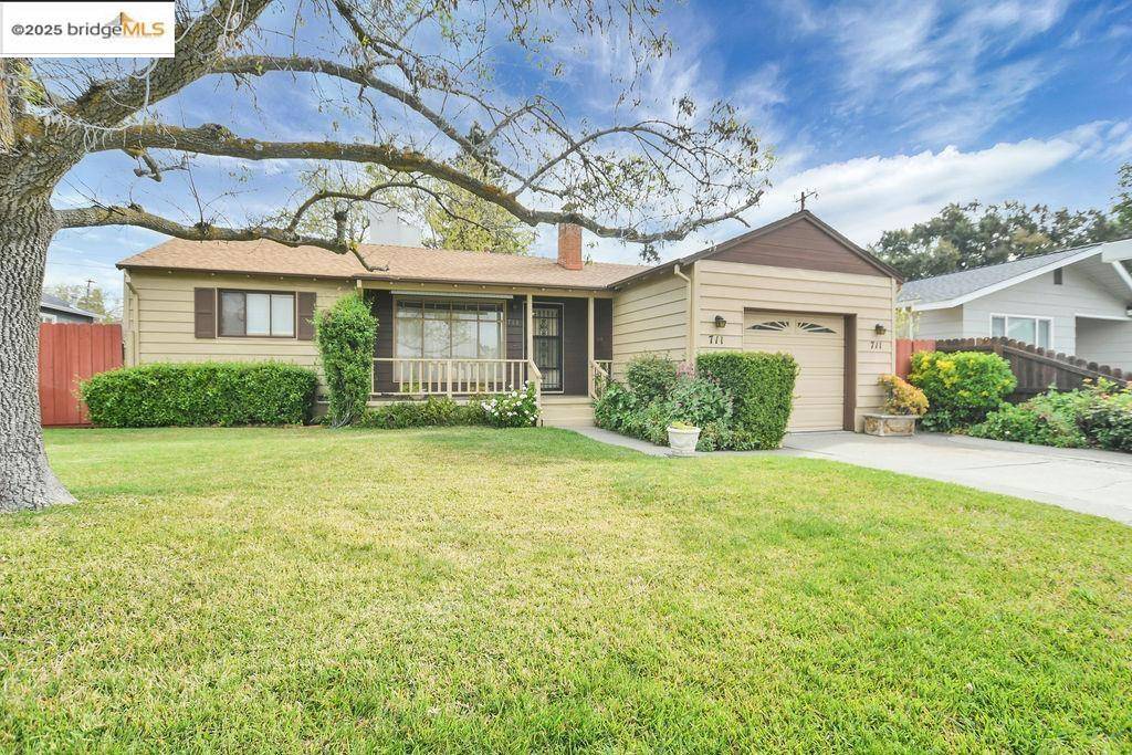 Vacaville, CA 95688,711 Camellia Way
