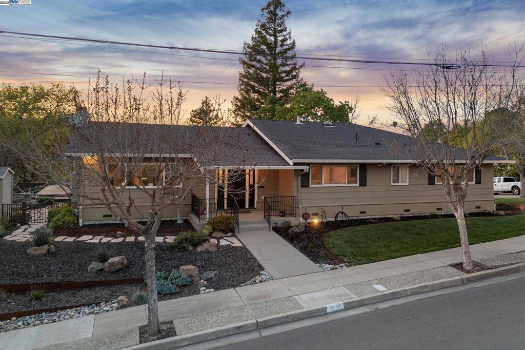 Pleasanton, CA 94566,4537 Mirador Dr