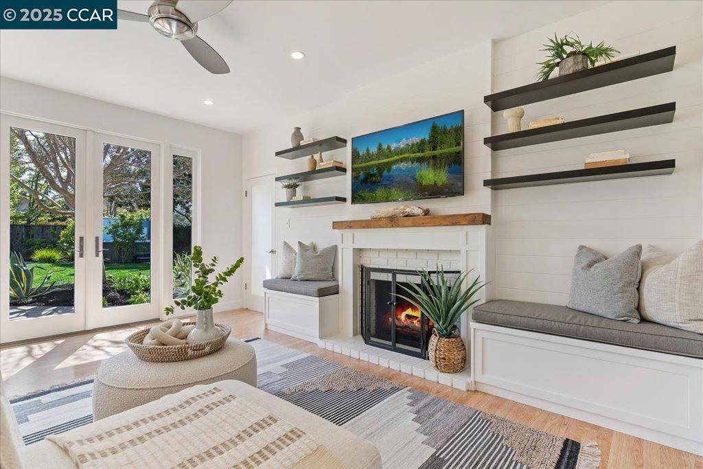 Danville, CA 94526,355 Barrett Cir