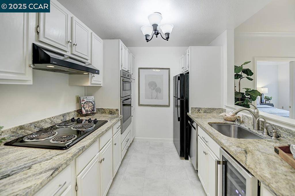 Walnut Creek, CA 94595,1860 Tice Creek Dr #1116
