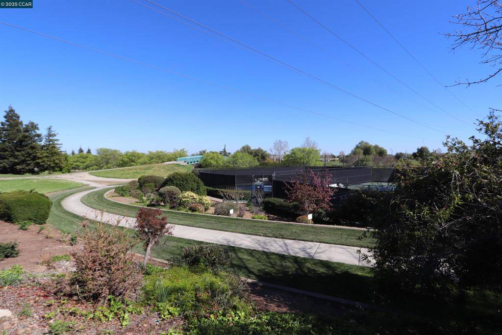 Brentwood, CA 94513,1090 Bountiful Way