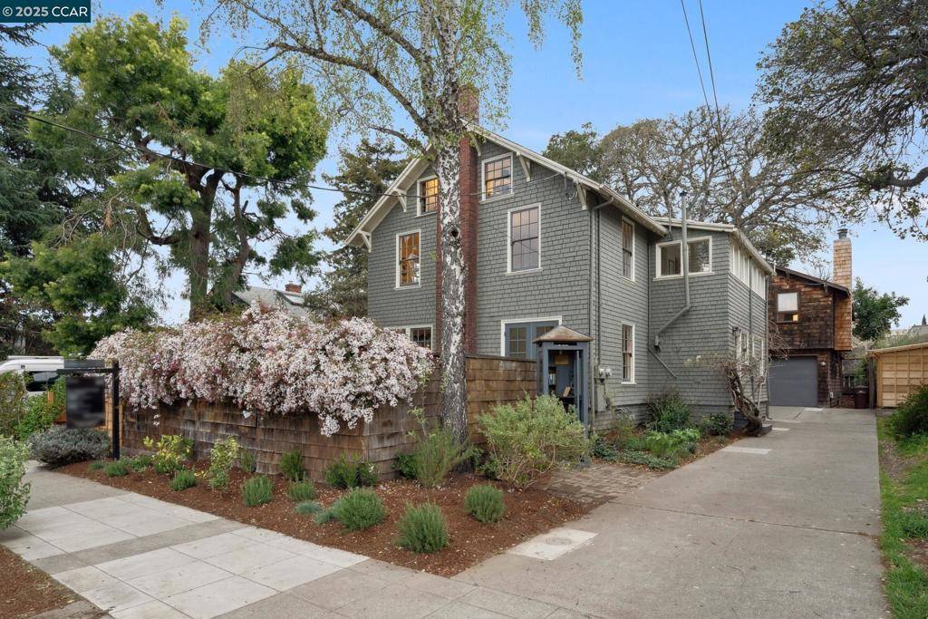 Oakland, CA 94618,5830 Birch Ct
