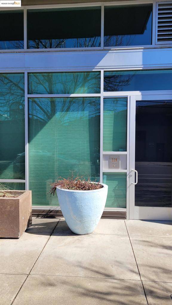 Oakland, CA 94607,228 2nd Street