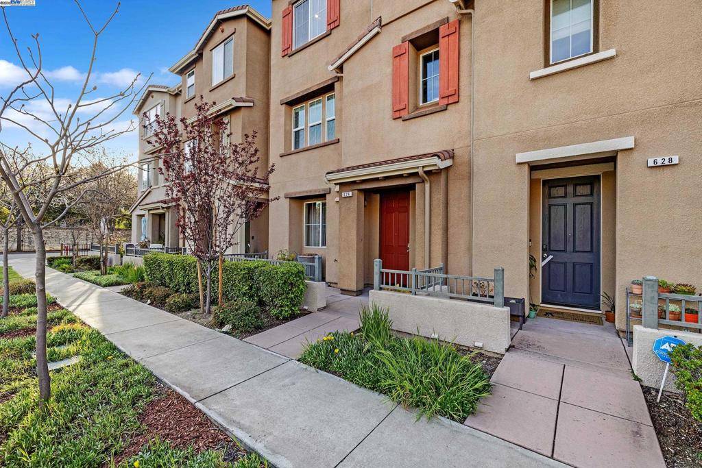 Hayward, CA 94541,626 Moss Way