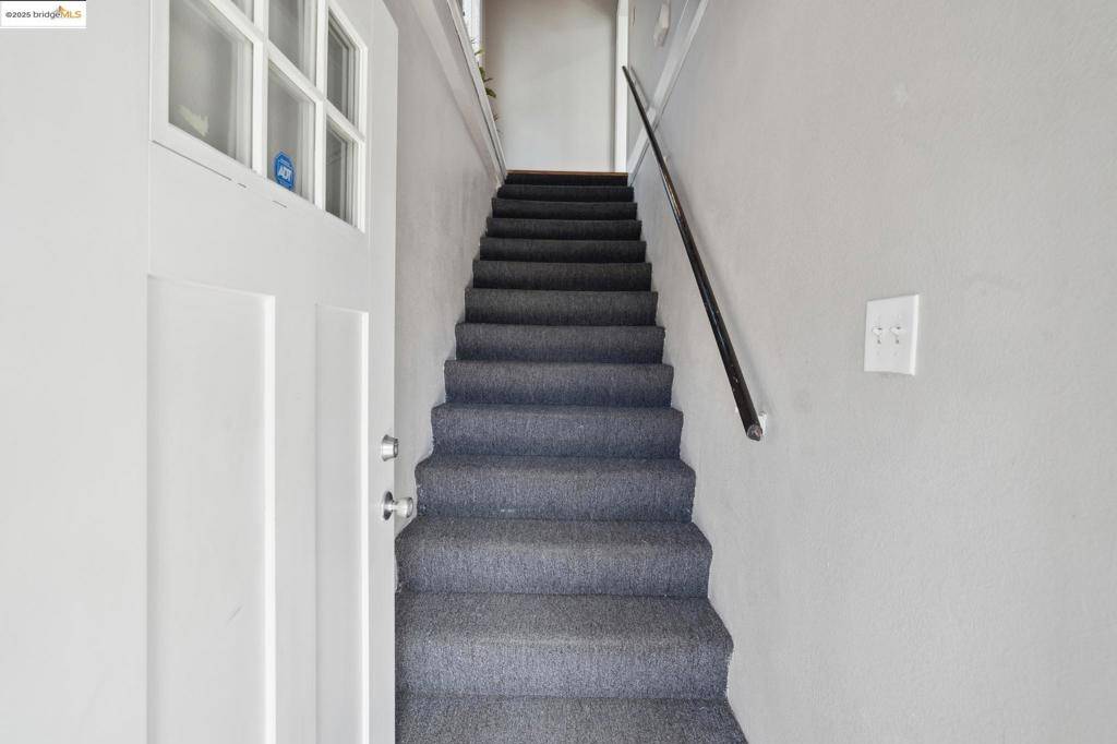 Oakland, CA 94608,842 30Th St