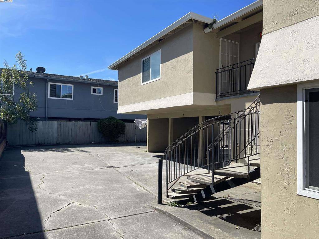 Hayward, CA 94541,640 Memorial Way