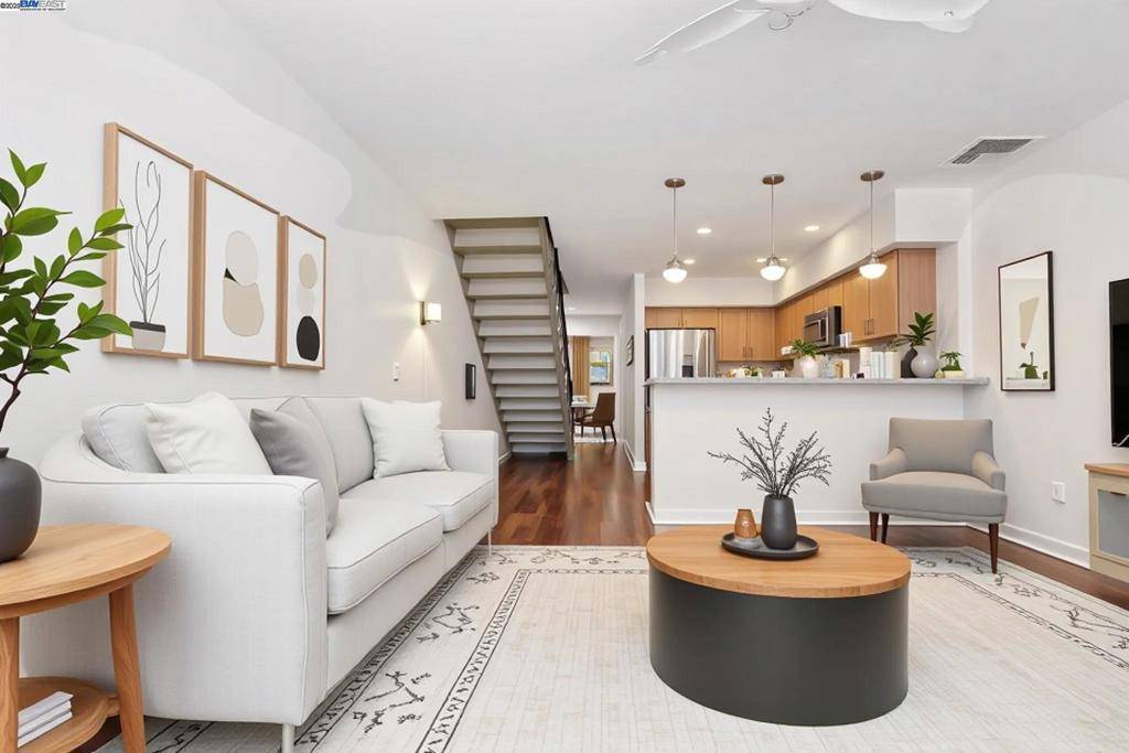 Oakland, CA 94612,630 Thomas L Berkley Way #514