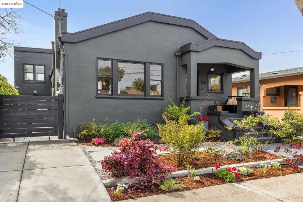 Berkeley, CA 94702,1226 Carleton St
