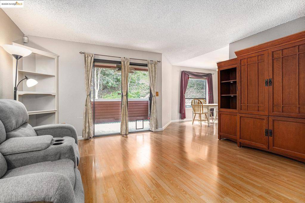 Antioch, CA 94531,2724 Winding Ln