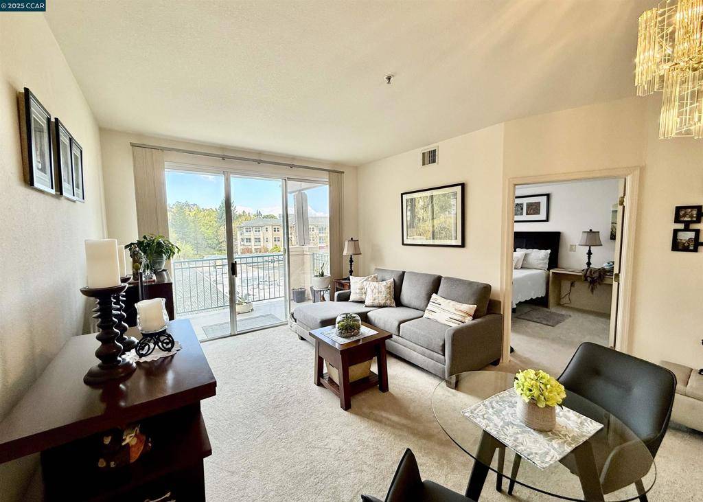 Walnut Creek, CA 94595,1860 Tice Creek Dr #1434