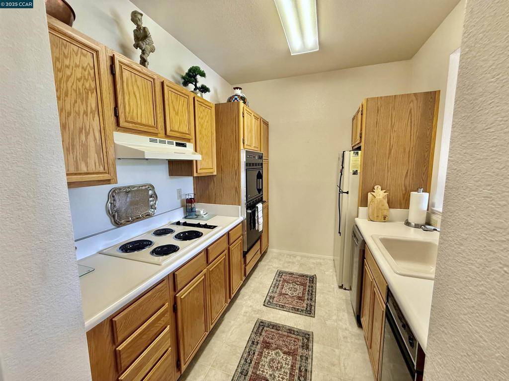 Walnut Creek, CA 94595,1860 Tice Creek Dr #1434