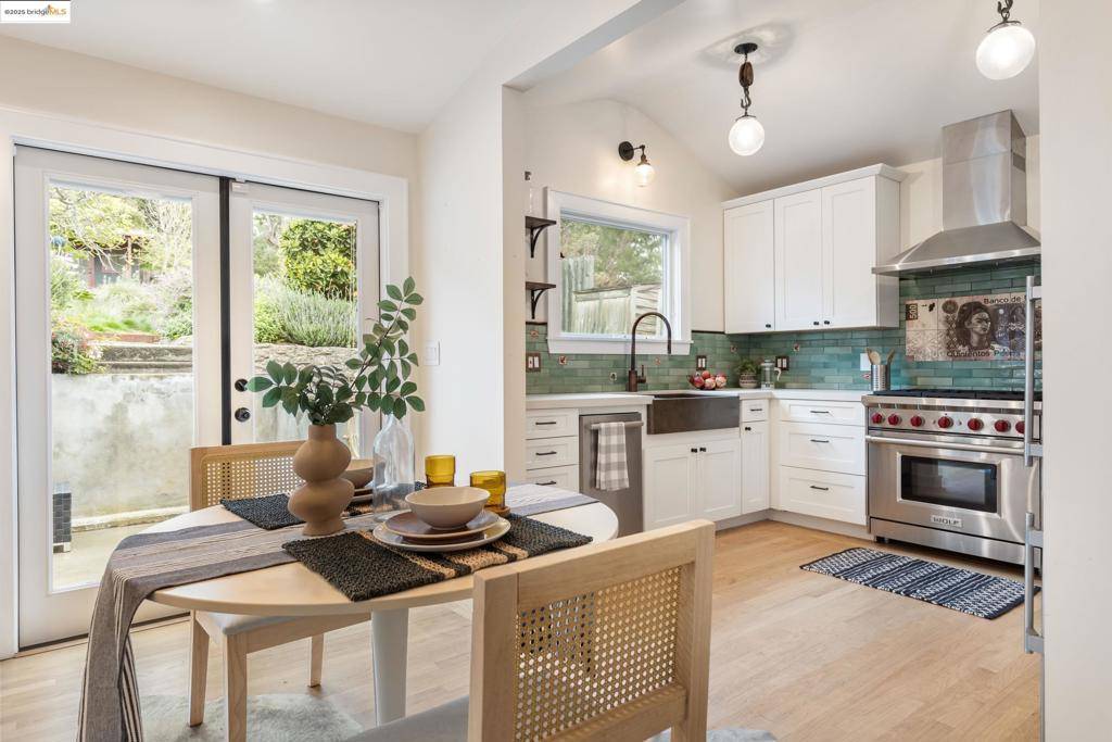 Oakland, CA 94619,3419 Pierson St