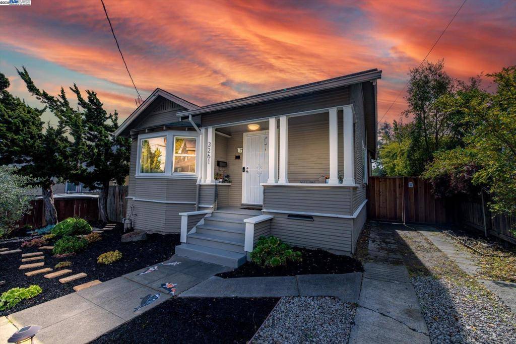 Oakland, CA 94601,3261 Prentiss St