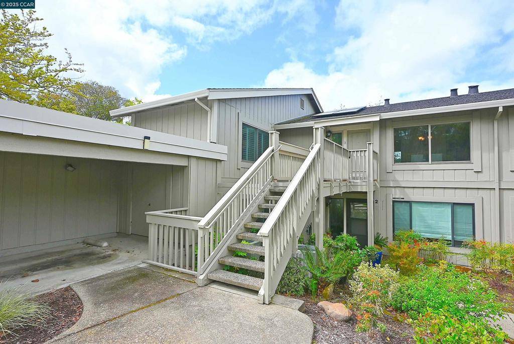 Walnut Creek, CA 94595,735 Terra California Dr #3