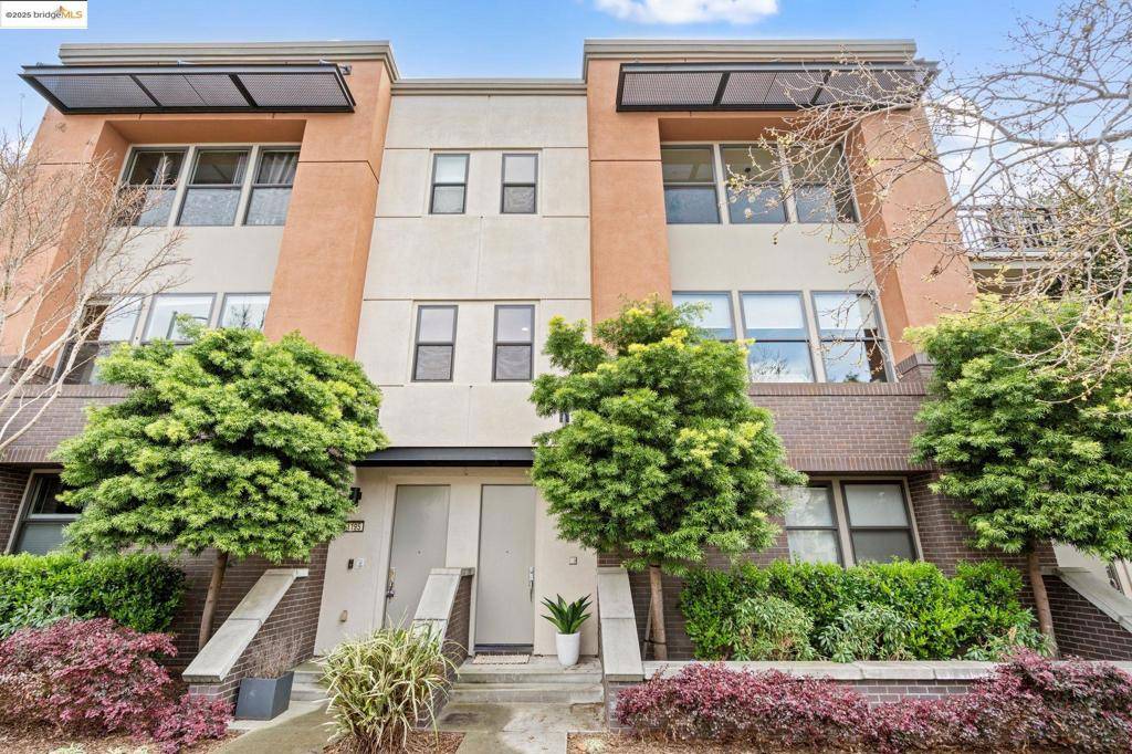 Oakland, CA 94608,1197 66th St