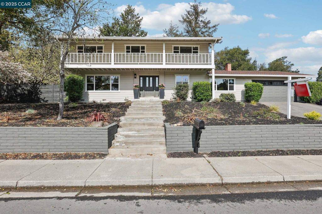 Moraga, CA 94556,211 Corliss Dr