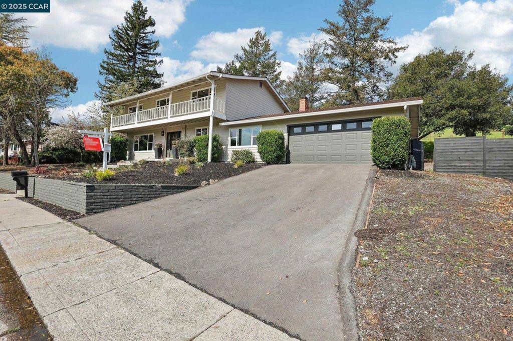 Moraga, CA 94556,211 Corliss Dr