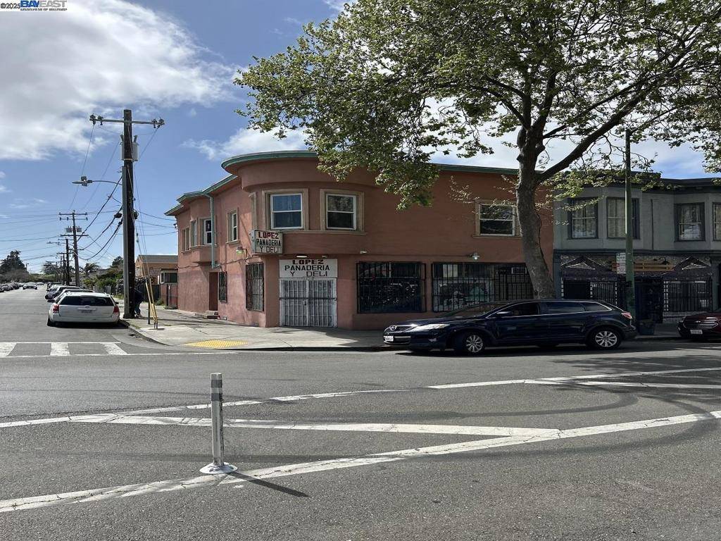 Oakland, CA 94603,9639 International Blvd