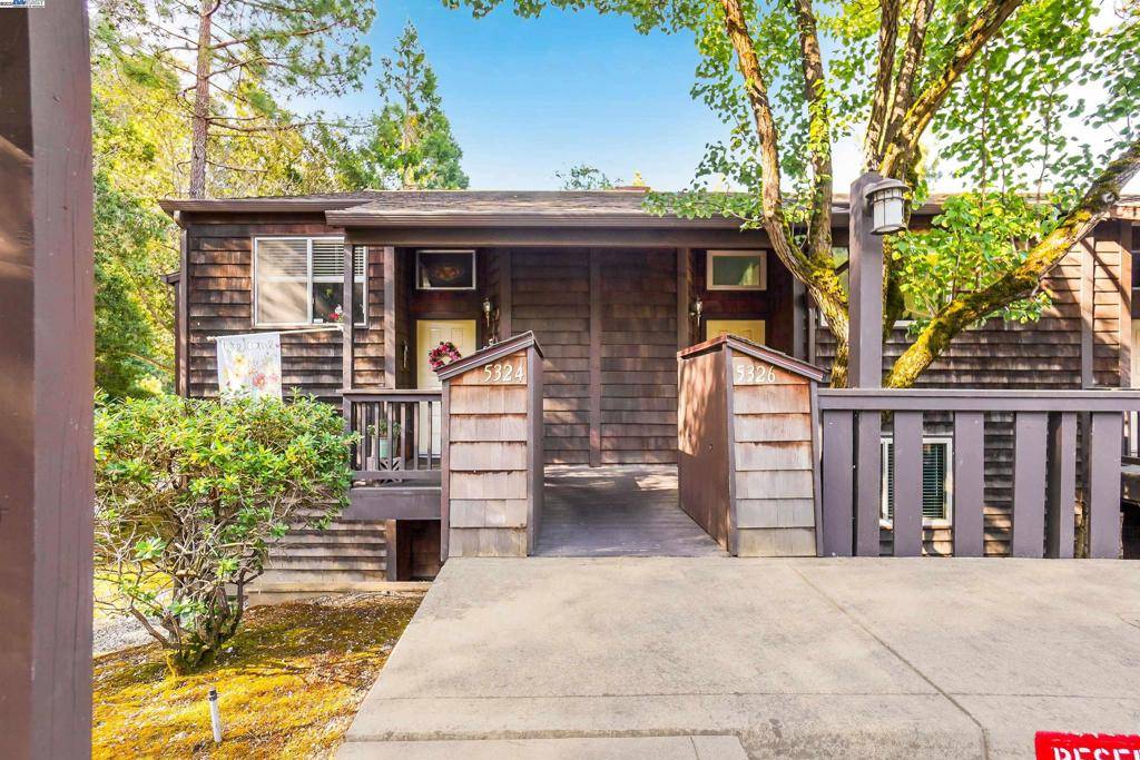 Castro Valley, CA 94552,5326 Briar Ridge