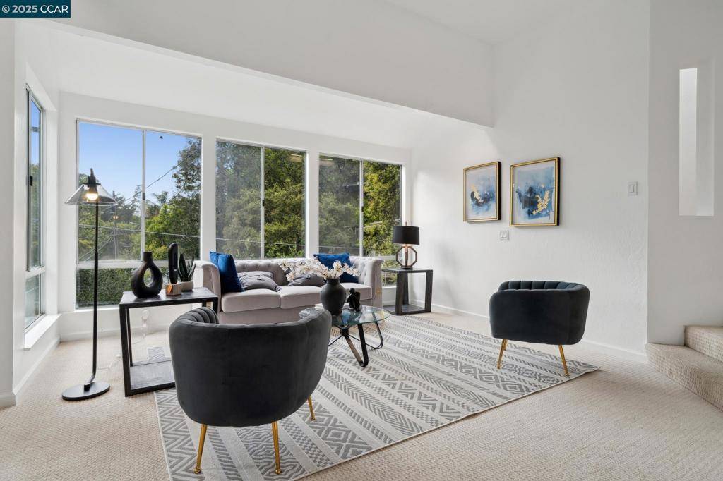 Oakland, CA 94611,2106 Mastlands Dr