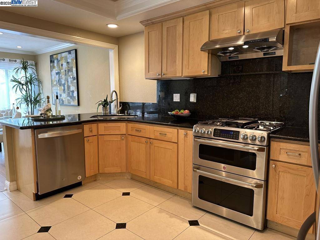 6118 Mount Rushmore Cir Castro Valley, CA 94552