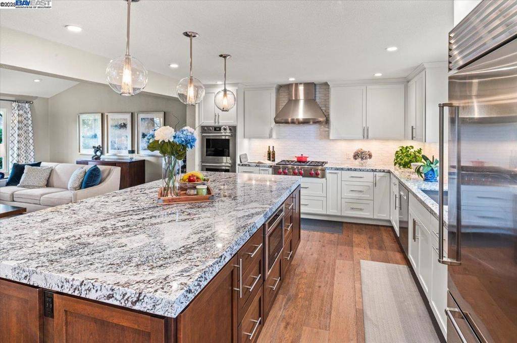 18803 W Cavendish Dr Castro Valley, CA 94552