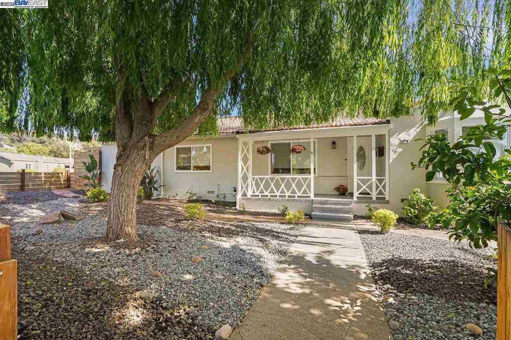 San Leandro, CA 94577,955 Maud Ave