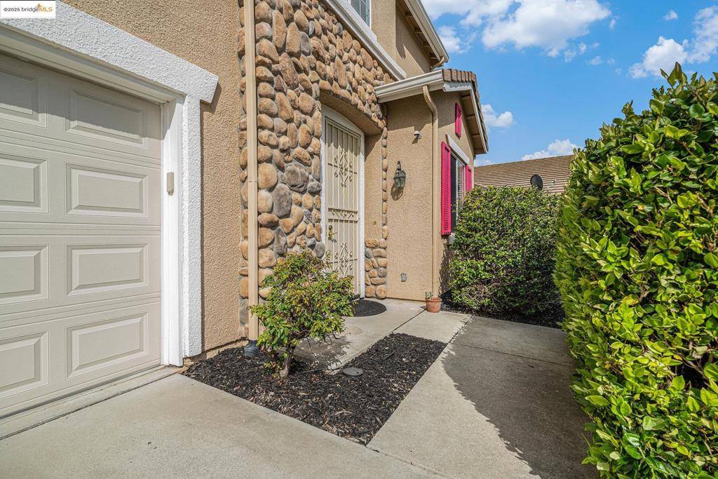 Antioch, CA 94531,4619 Menona Ct