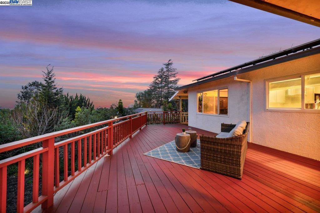 Hayward, CA 94542,2503 Oakes Dr